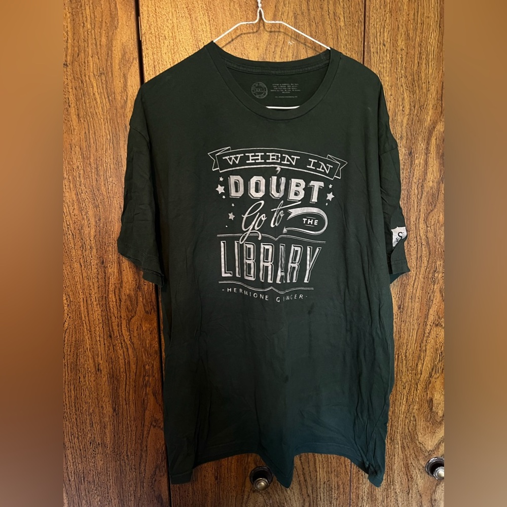 Out of Print Harry Potter “When in Doubt, Go to the Library” green Slytherin 2XL